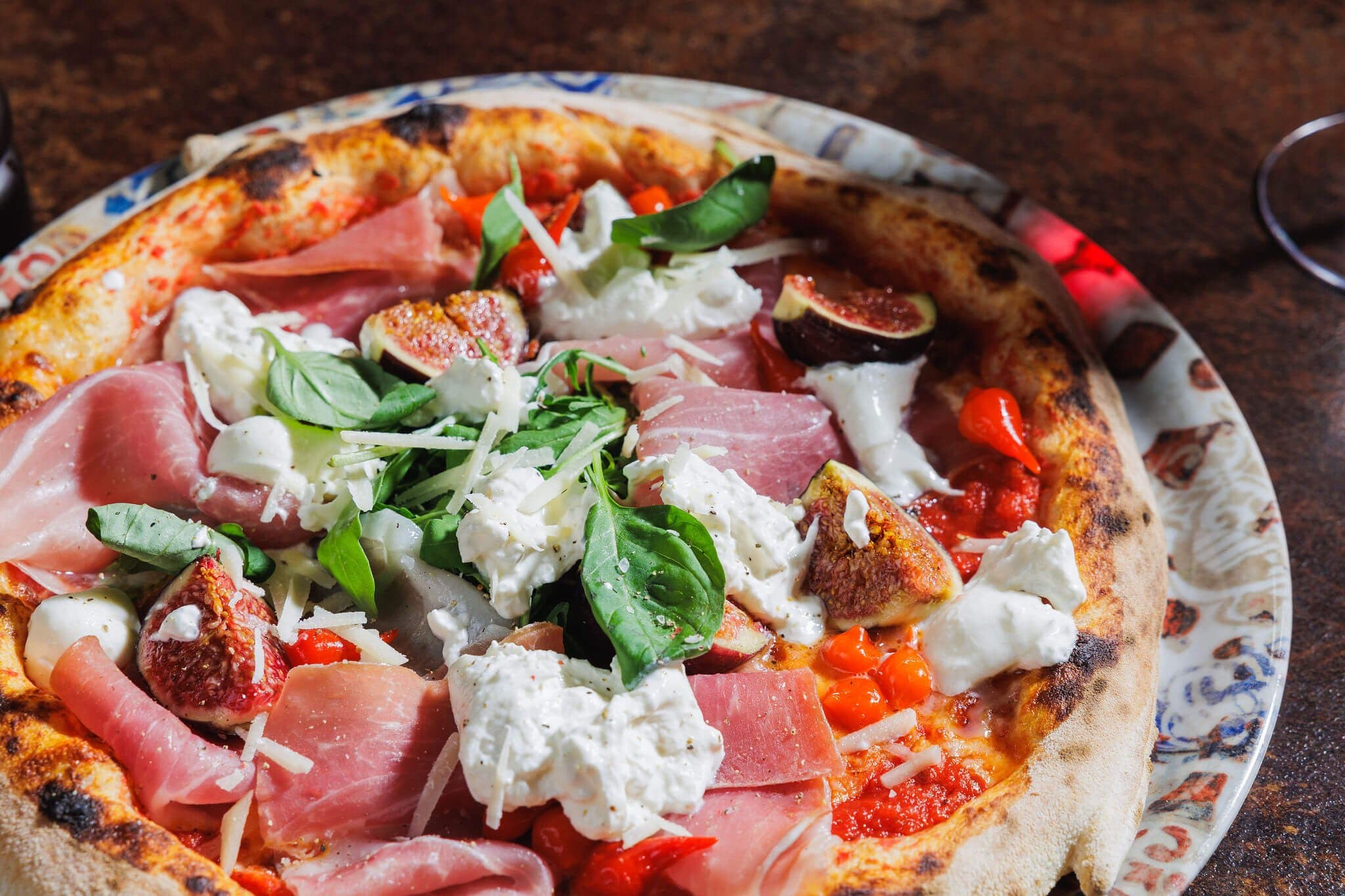 Pizza von Pizza Plus